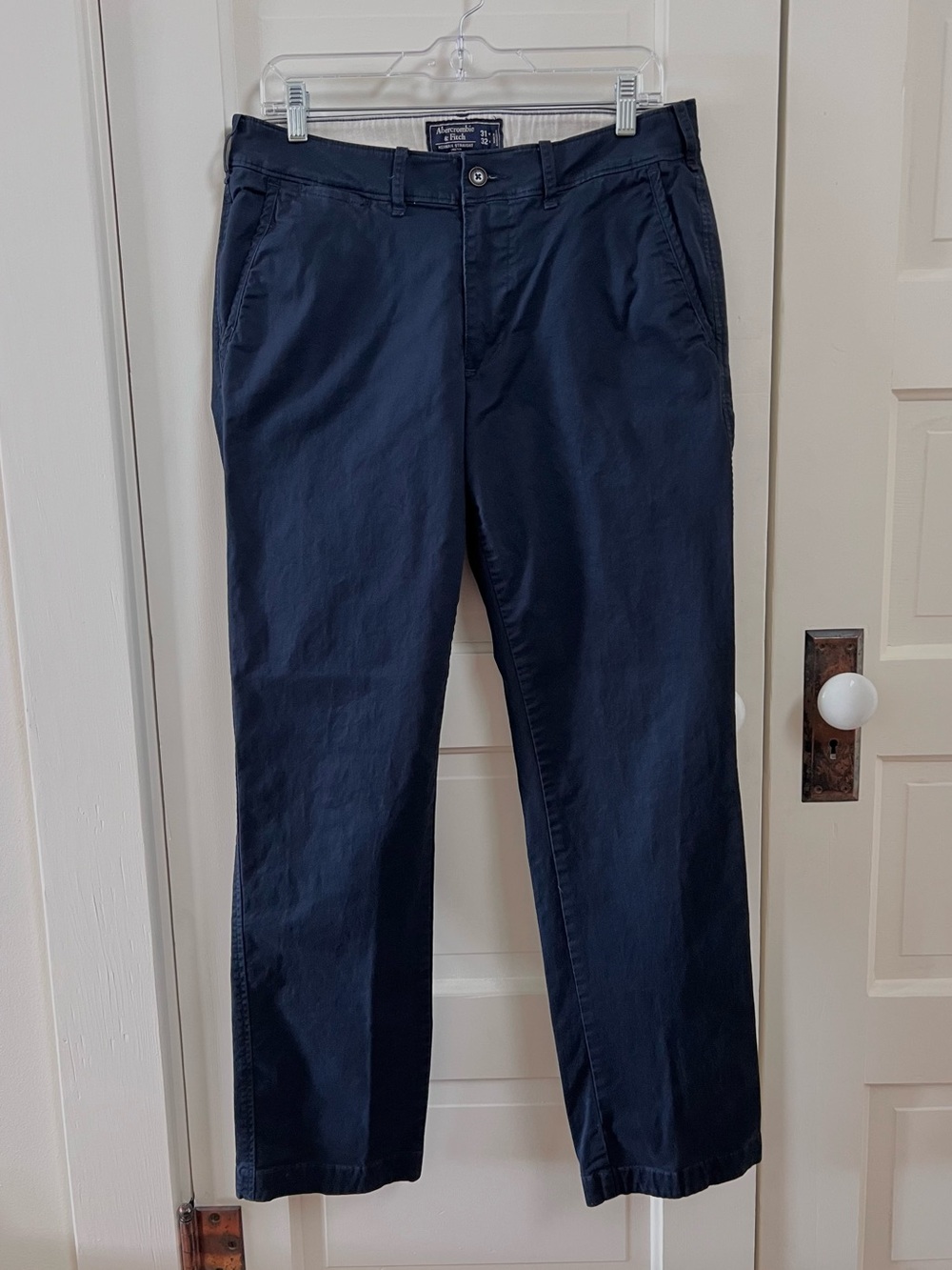 Abercrombie & Fitch Men's Dark Navy Chino Pants